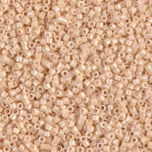 Miyuki Délica 11/0 DB0204 Beige clair 8g