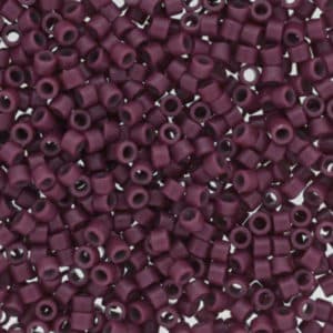Miyuki Délica 11/0 DB2355 Bordeaux Opaque teinté Duracoat 8g