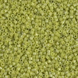 Miyuki Délica 11/0 DB0262 Light Olivine opaque lustré 8g