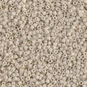 Miyuki Délica 11/0 DB0261 Lin opaque lustré 8g