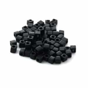 Miyuki cube 1.8mm Noir Mat N°401F 10g
