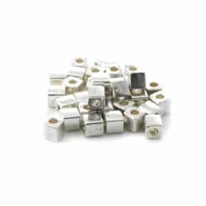 Miyuki cube 3mm Argent Galvanisé N°1051 10g