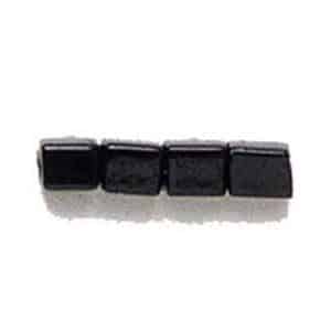 Miyuki cube 4mm Noir N°401 10g