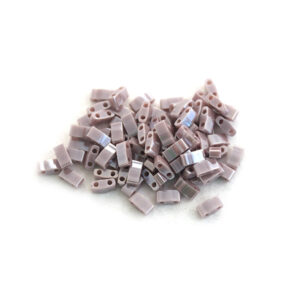 Sach 10g Half Tila 5x2.3x1.9mm Mauve Opaque Lustré N°437