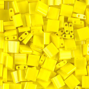 Sach 10g Tila 5x5x1.9mm Jaune Opaque N°404