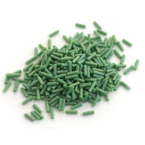 Sach 10g Bugles 2 inch 6x1.7mm trou rond Vert Opaque Mat AB n°411FR